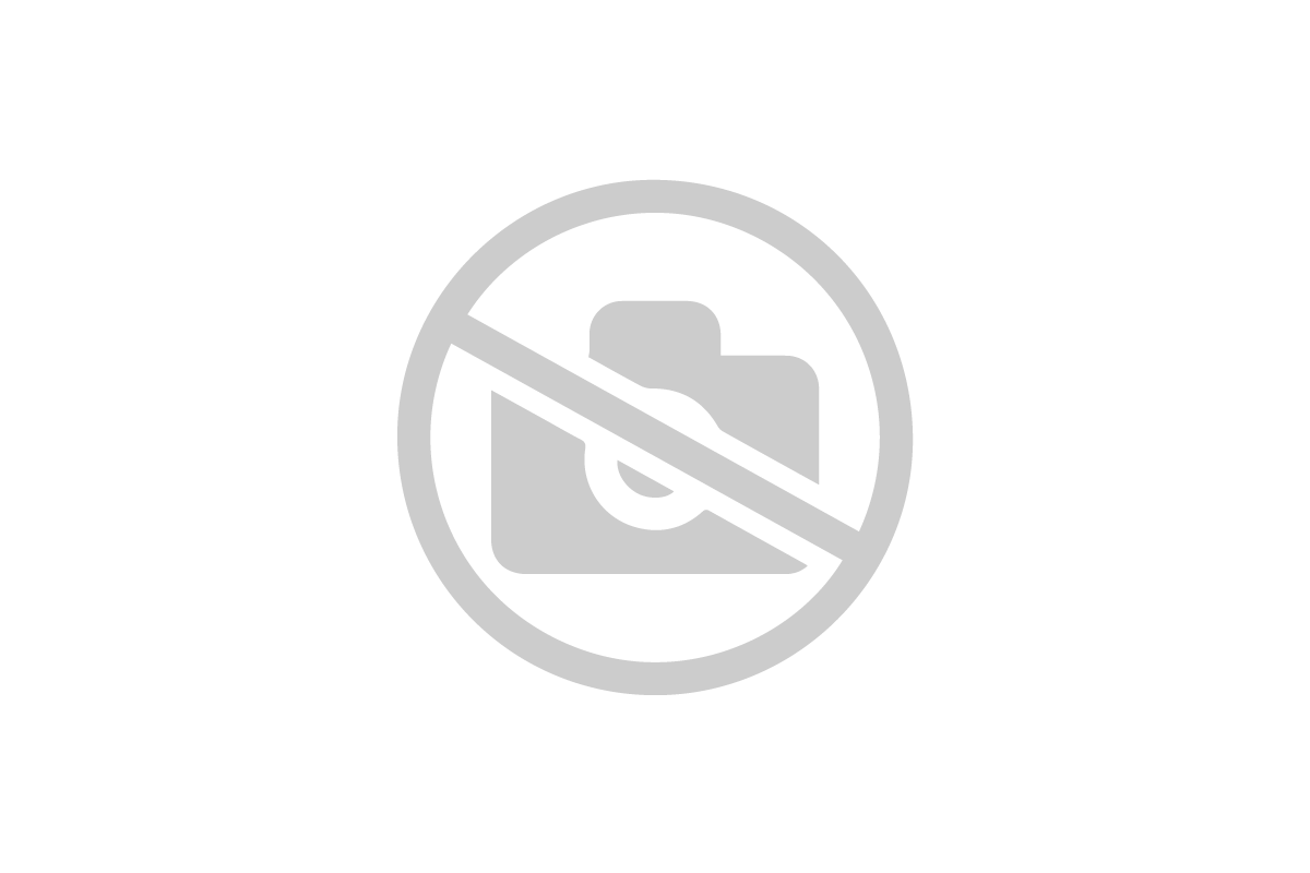 No photo